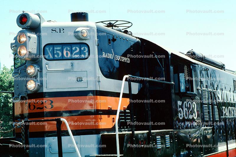 SP X5623, EMD GP9, Southern Pacific Diesel-Electric Locomotive, 5623