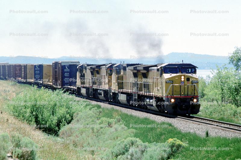 UP 9365, GE C40-8W, Union Pacific, Diesel Electric Locomotive, Klamath Lake