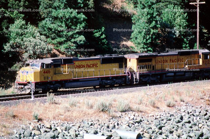 UP 4416, UP 9212, Union Pacific, Feather River Canyon, Sierra-Nevada Mountains