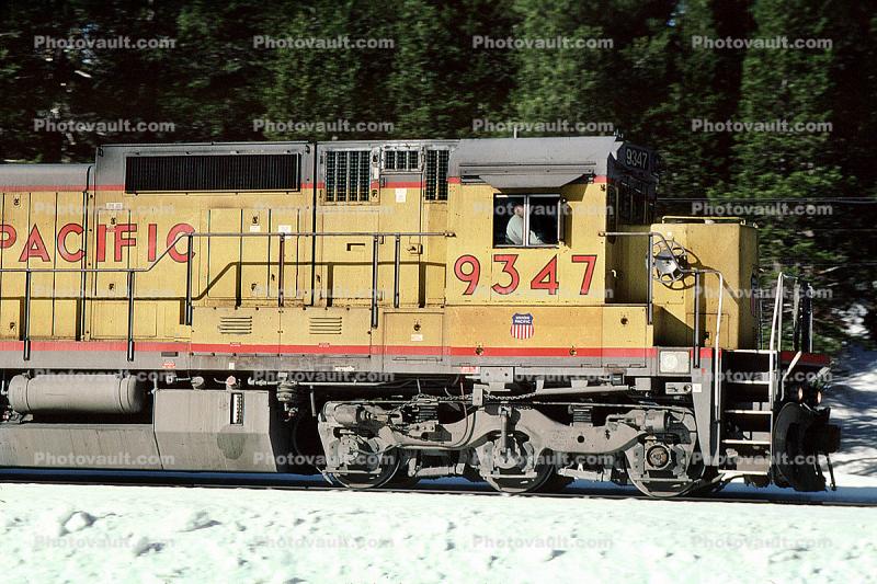 UP 9347, GE C40-8, Union Pacific Railroad Company, Royal Gorge, Sierra-Nevada Mountains