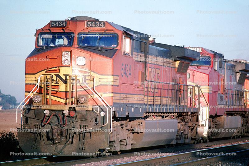 BNSF 5434, GE C44-9W, Diesel locomotive, BNSF Railway, California