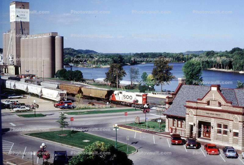 SOO Line, Silo, river, Continental Grain Company, Red Wing Depot