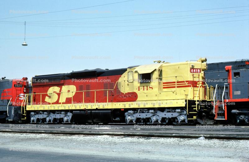 SD9E, Southern Pacific SP 4418, Kodachrome Paint Scheme, West Colton California, 1986
