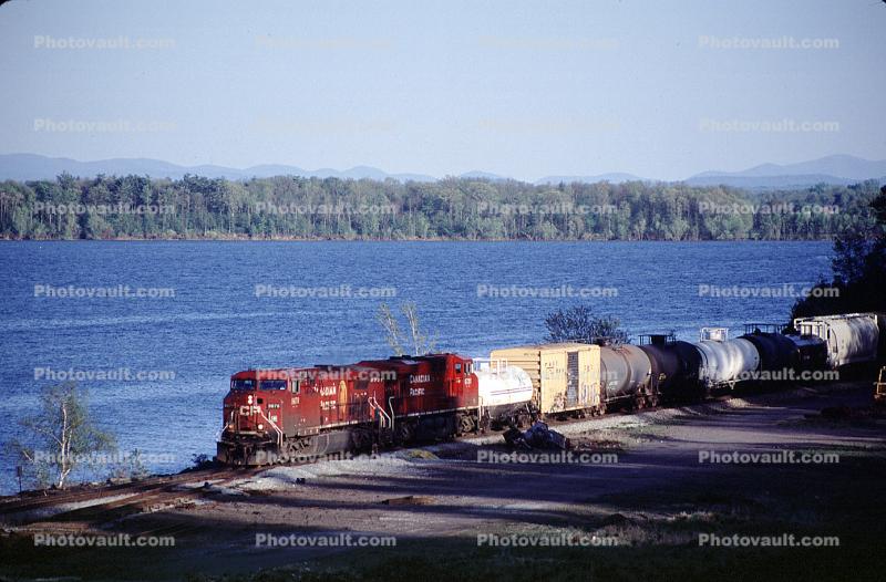 Canadian Pacific #9678, AC4400CW, Port Henry Lake Champlain New York