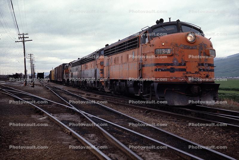 EMD F7(A), Western Pacific #913-A, F-Unit, Milpitas California. March 1975, 1970s