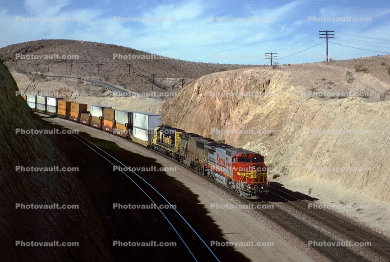 938, Santa-Fe, ATSF, Freight Train, Barstow California