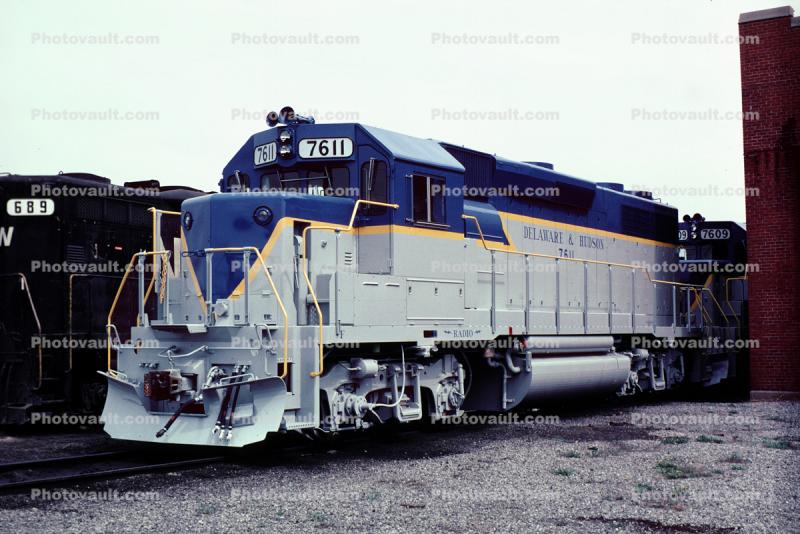 DH 7611, EMD GP39-2, Delaware & Hudson Locomotive
