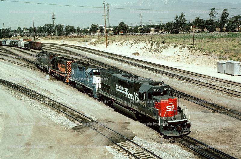Southern Pacific SP 8494, EMD SD40T-2, SD40