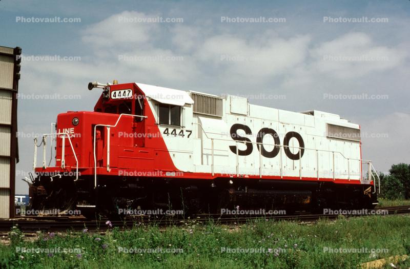 SOO 4447, EMD GP38-2, Bensenville Illinois