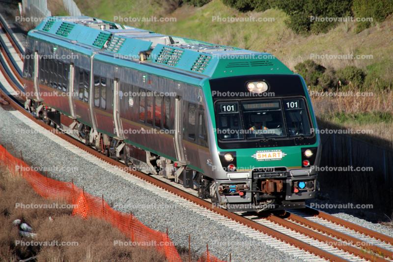 SMART Train 101, Novato?San Marin/Atherton Station