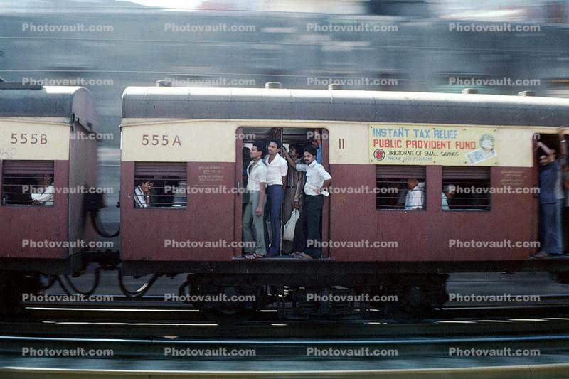 Mumbai (Bombay), India, commuters