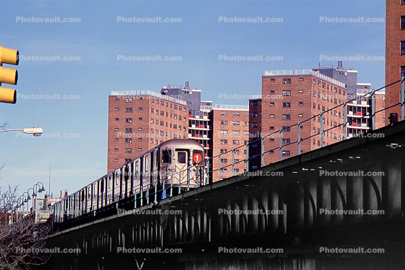 R-62, Manhattan Viaduct, NYCTA, Elevated