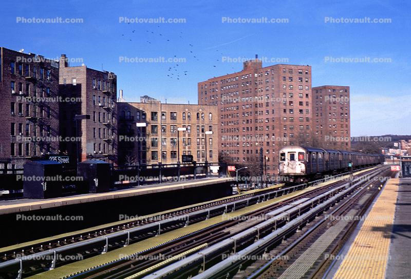 R-62, 225th Street, NYCTA, Elevated