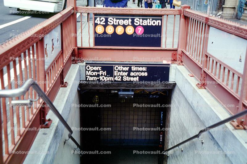 42nd street station, subway, entrance, NYCTA