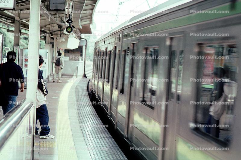 Station Platform, train, Tokyo