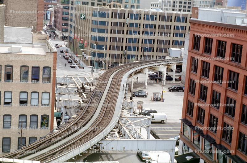 Chicago-El, Elevated S-Curve, CTA, Downtown Loop, Buildings, Tracks