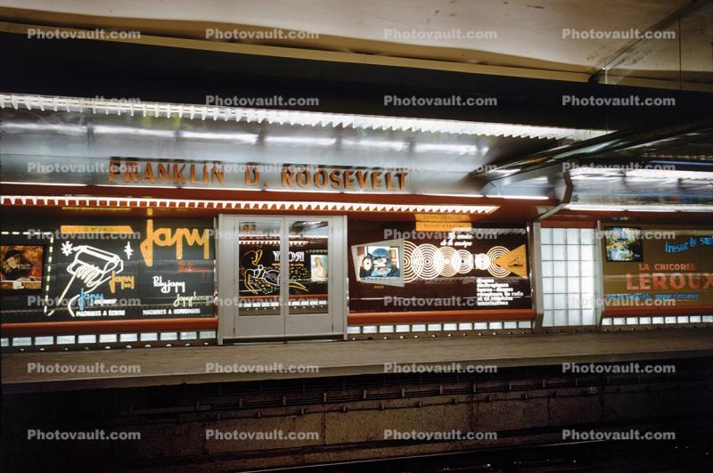 Franklin D. Roosevelt Station, 1957