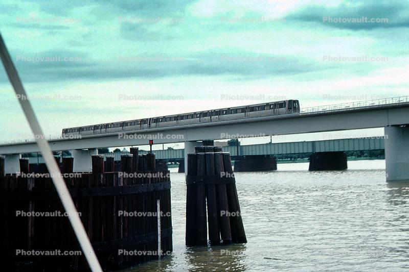 Metro, Potomac River, Bridge, Train, 1983, 1980s