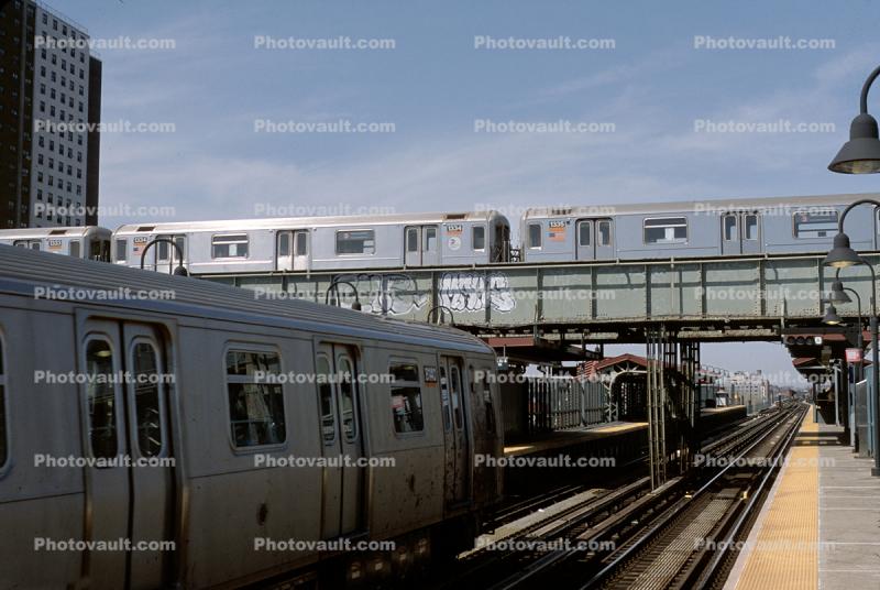 R62, R143, Livonia Avenue, Elevated Trains, NYCTA