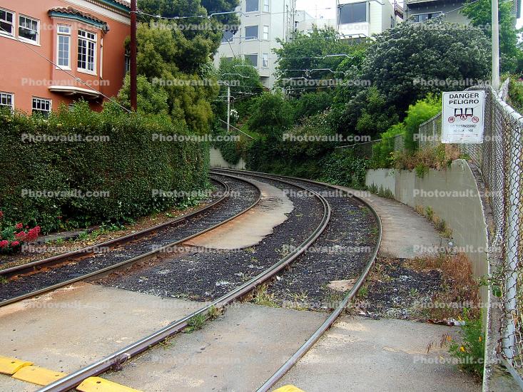MUNI Rail Tracks, curve, curved
