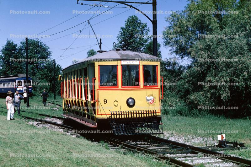 9 Columbia Park and Southwestern, Trolleyville Ohio, May 1964