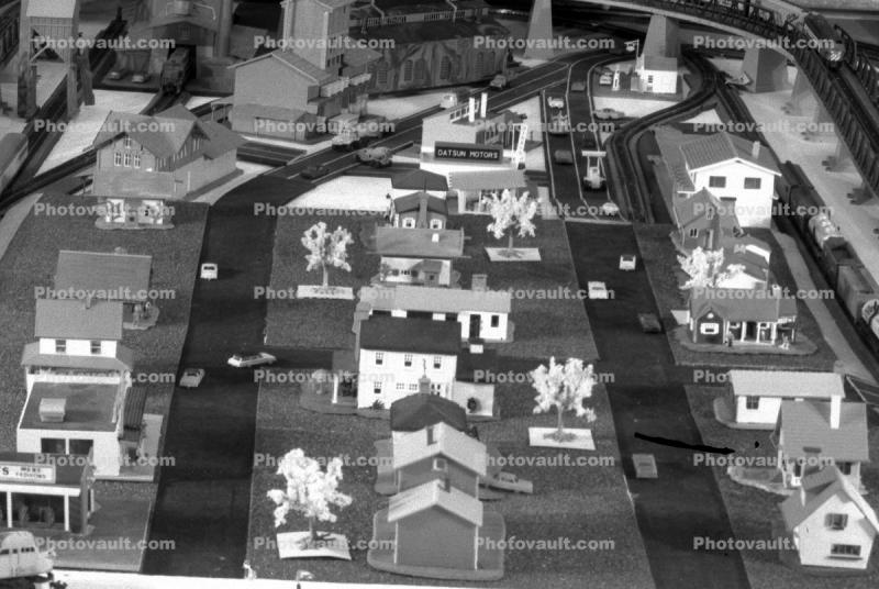 Plasticville, Model Train Layout, streets, houses, buildings, retro, 1950s