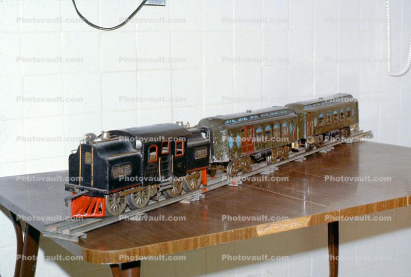 New York Central Lines 42, Lionel Toy Train, 1940s