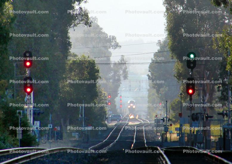 moody haze, signal light, railroad tracks, Caltrain, Burlingame, California