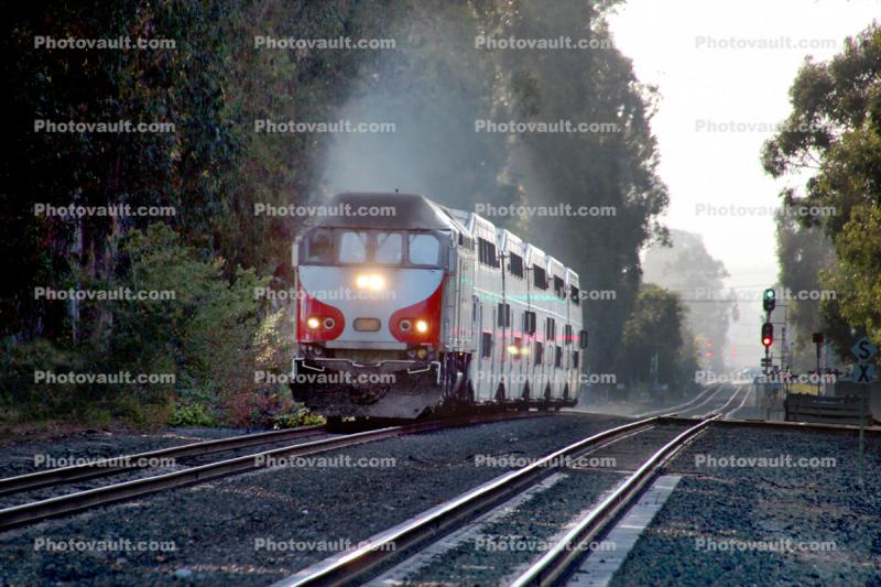 Railroad Tracks, Caltrain, Burlingame, California, smoke, smog, San Francisco Peninsula Commuter