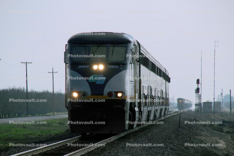Diesel Locomotive, 2004, EMD F59PHI, San Joaquin Train, January 2017