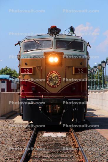 NVR 72, Diesel Electric Locomotive, Napa Valley Railroad, MLW ALCO FPA4, Wine Train