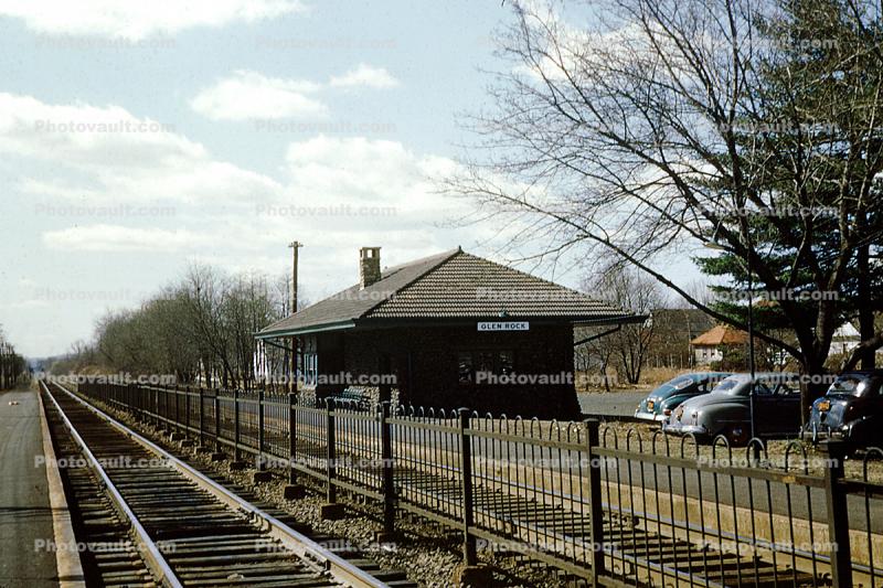Glen Rock, Car, Vehicle, Automobile, Train Station, depot, tracks, 1950s