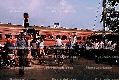 Railcar, Railroad Crossing, Colombo