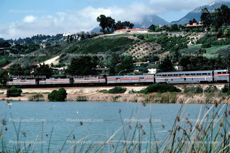 the Coastliner, Santa Barbara, California, EMD F40PH