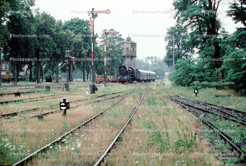 Train Signal, tracks
