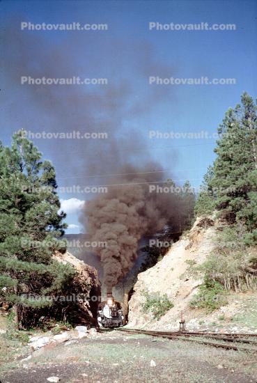 473, narrow canyon, smoke, smokey, Rockwood, June 1962