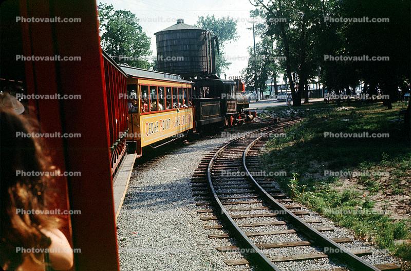Cedar Point & Lake Erie, Tracks, curve, railcars, Sandusky, Ohio