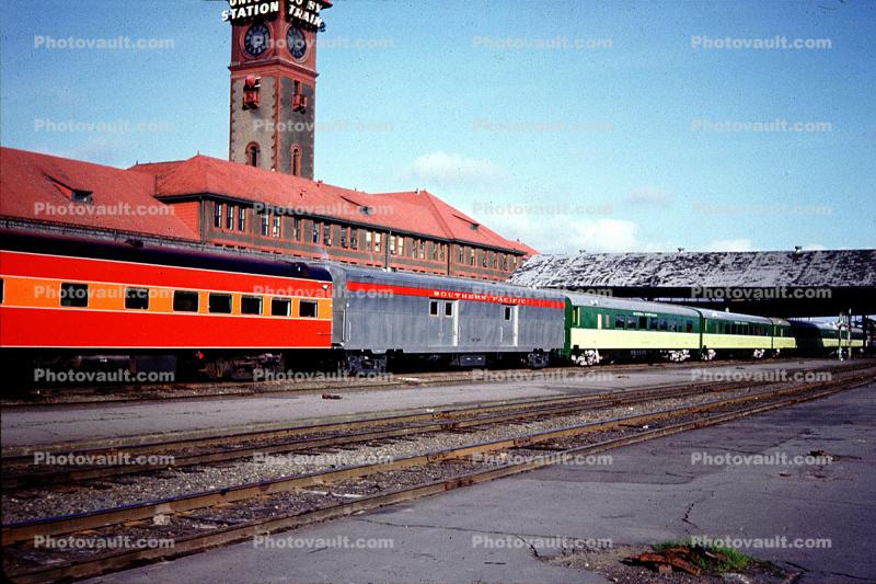 Union Station, Portland, Southern Pacific Daylight Special, Railcar