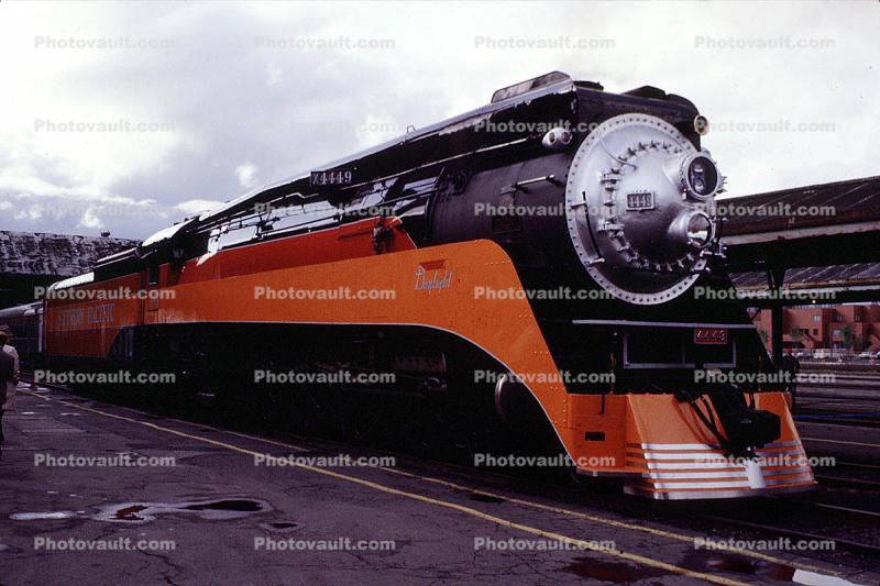 SP 4449, GS-4 class  Steam Locomotive, 4-8-4, Southern Pacific Daylight Special, Portland Union Depot