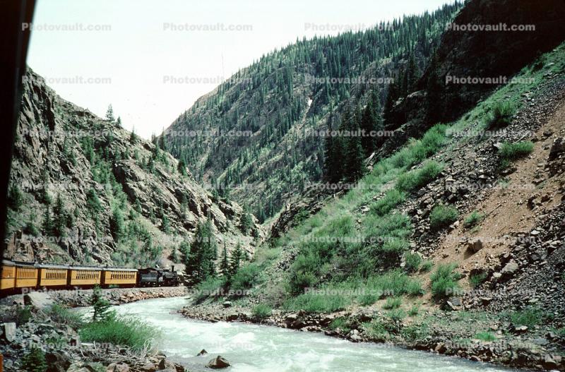 Durango & Silverton Narrow Gauge Railroad Train, river, canyon