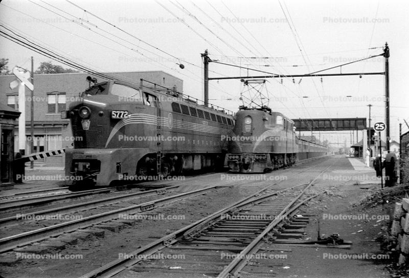 Shark Nose, Diesel Locomotive PRR 5772, Pennsylvania Railroad, BLW DR6-4-2000, BP20, Baldwin Locomotive Work, Perth Amboy, July 1957, 1950s, GG1