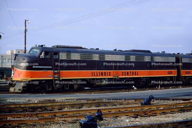 Illinois Central IC 4019, EMD EMD E8A, F-Unit Diesel Locomotive, Memphis Tennesee