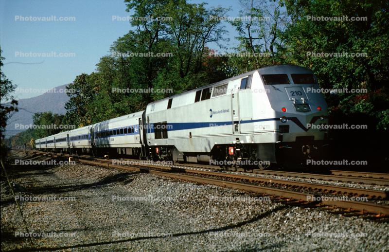 Metro North Railroad 210