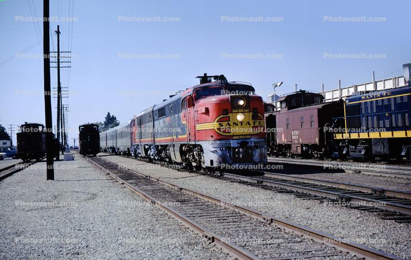 FA1 Diesel, ATSF 67, Fullerton California, 1950s