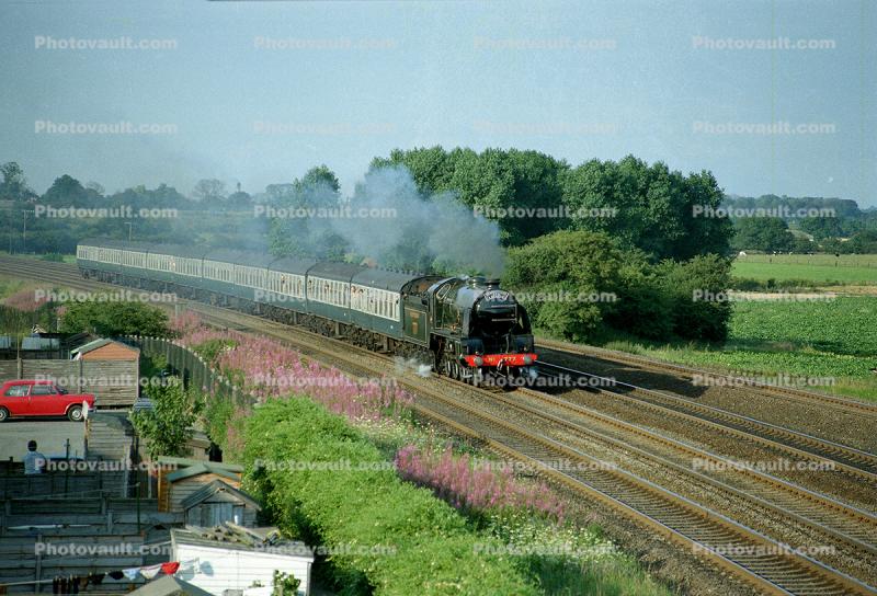 No 777, Scarborough Spa Express, Smoke, Countryside