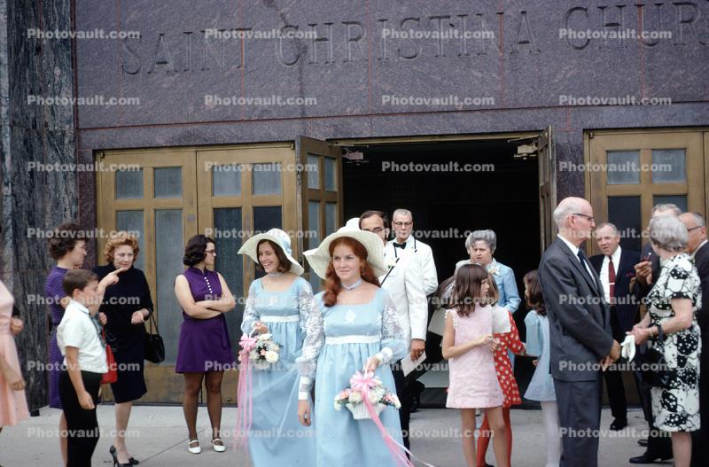 Bridesmaids, guests, Saint Christina Church, 1950s
