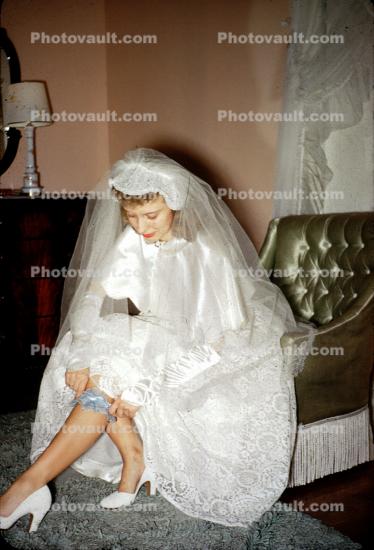 Garter, Bride, 1940s