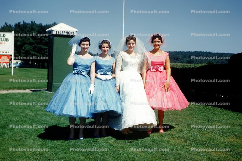 Bride, bridesmaids, dresses, hats, Derryfield Country Club, Manchester, New Hampshire, September 1959, 1950s