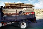 Dog on a pick-up truck, ADSV02P01_03
