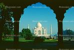 Taj Mahal, CAIV02P10_01